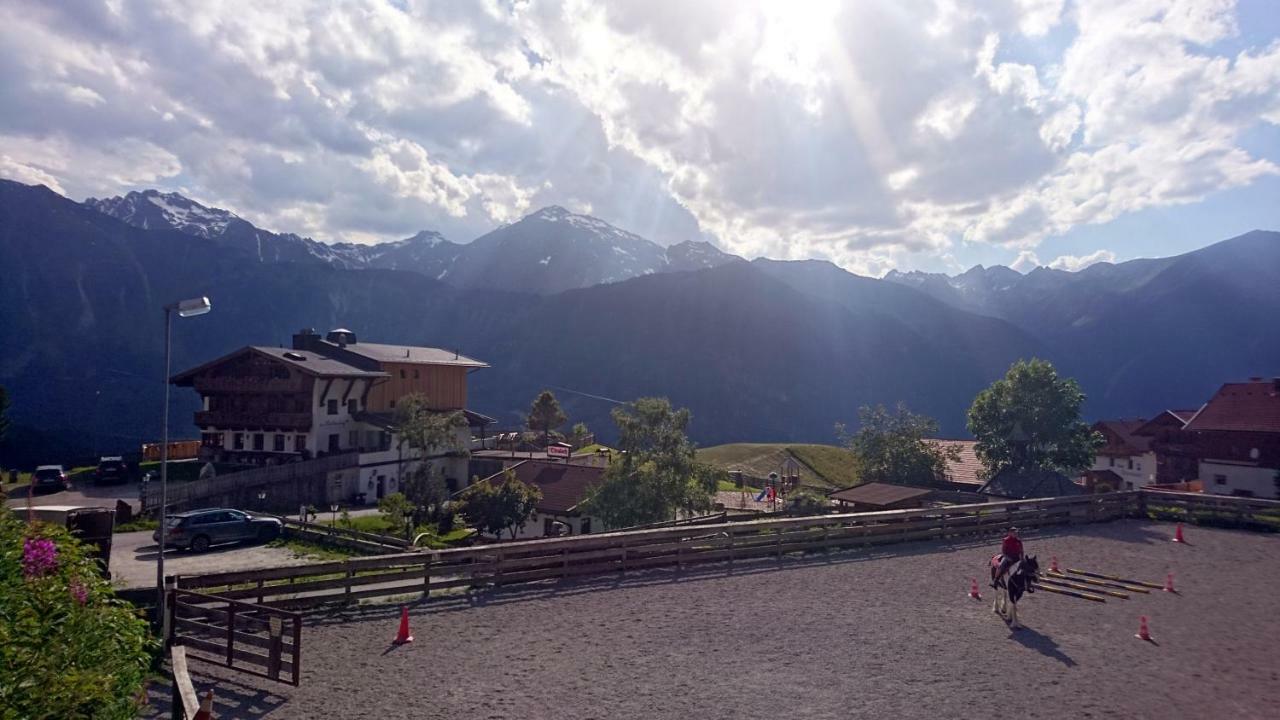 Bio & Reiterhof Der Veitenhof อุมเฮาเซิน ภายนอก รูปภาพ